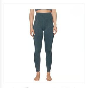 NWT Betsey Johnson 7/8 High Rise Leggings